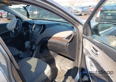 2017 Hyundai Santa Fe Sport 2.4L z USA, uszkodzony, nr VIN 5XYZTDLB7HG406155